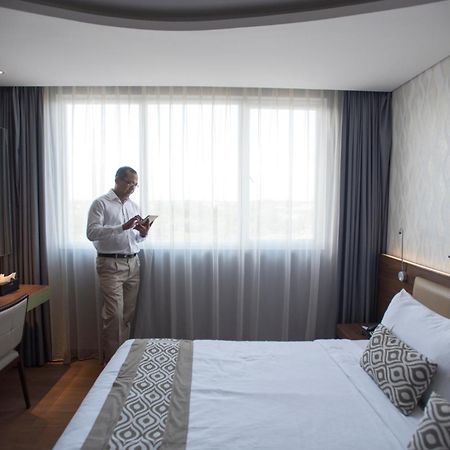 Infinity8 Bali Hotel Jimbaran Екстериор снимка