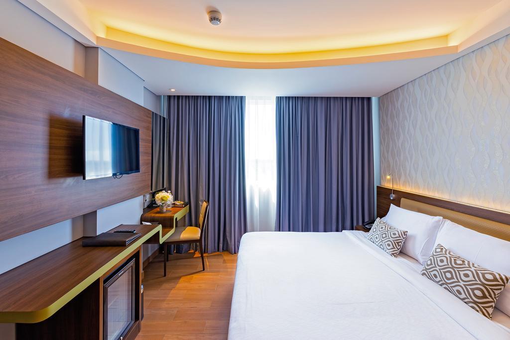 Infinity8 Bali Hotel Jimbaran Екстериор снимка