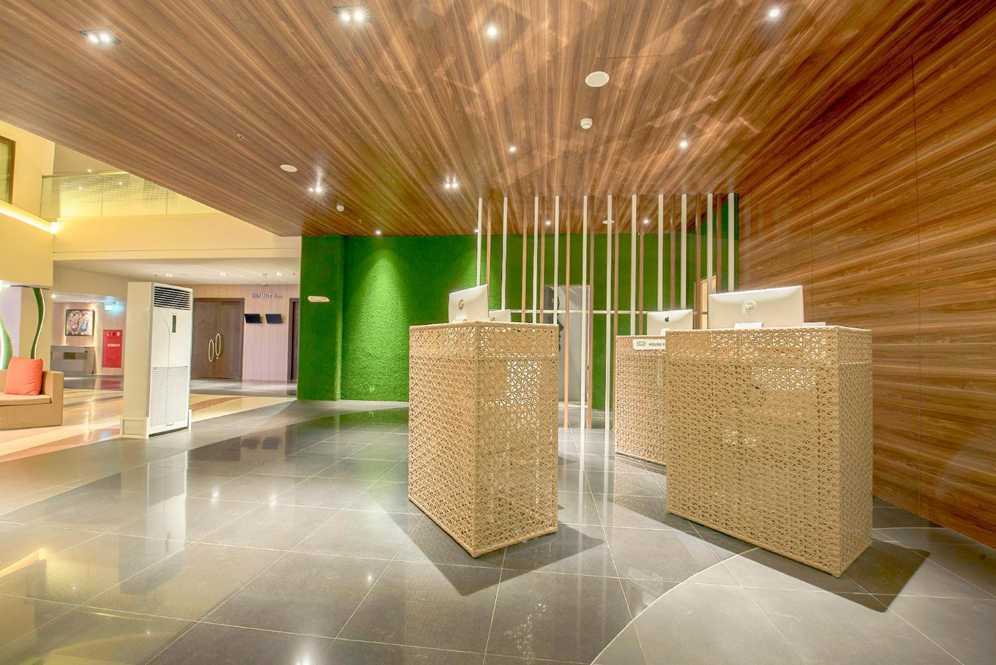 Infinity8 Bali Hotel Jimbaran Екстериор снимка